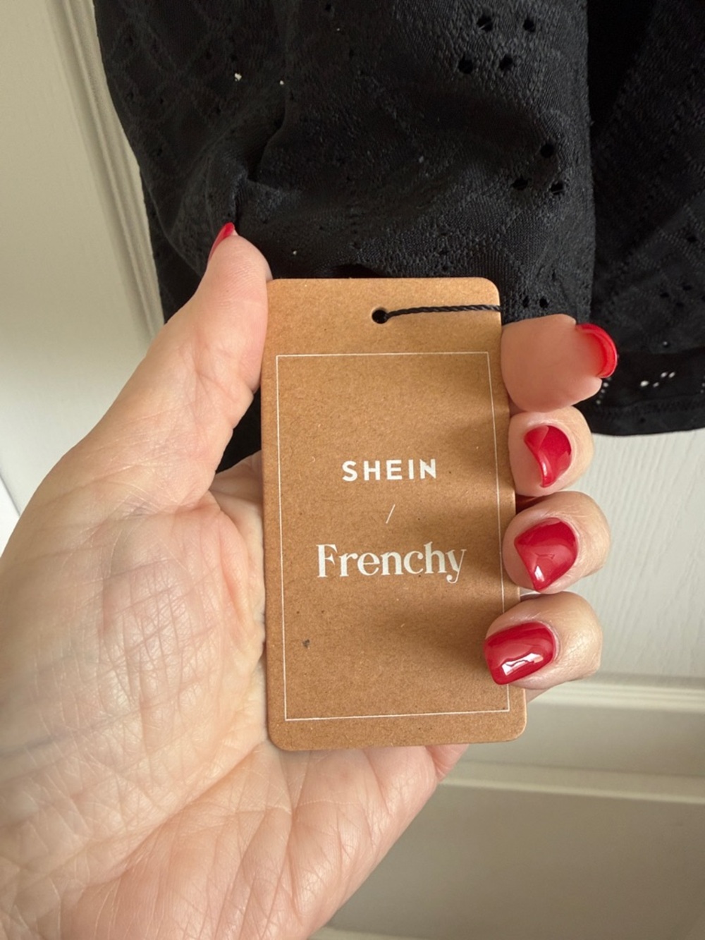SHEIN Black Eyelet Lace Tank Top - Picture 4 of 6